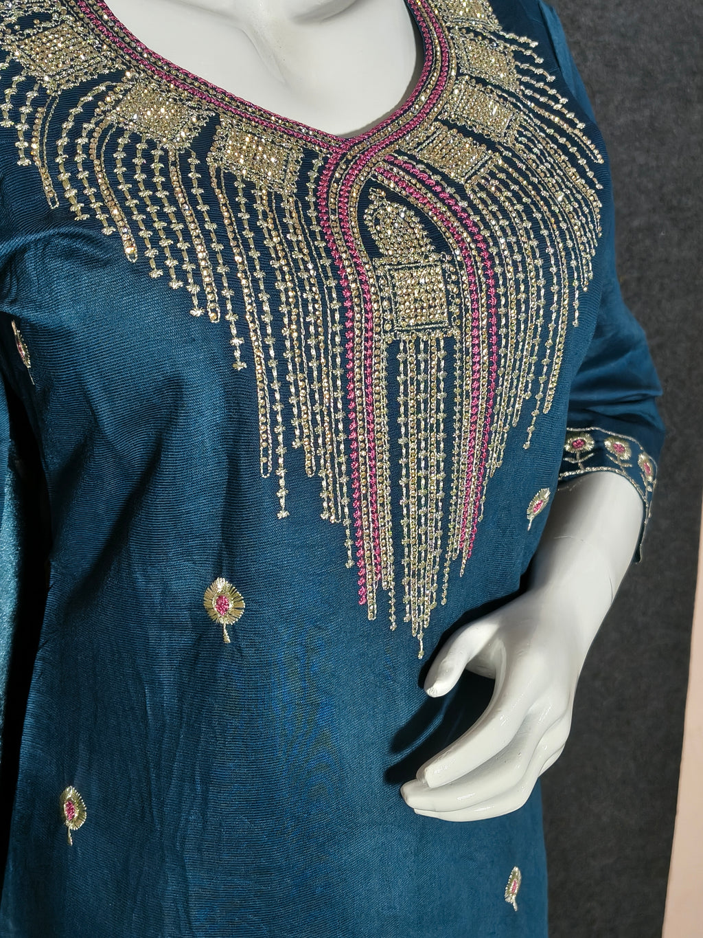 Teal Blue Embroidered Silk Suit with Digital Floral Dupatta – Elegant Ethnic Wear for Women